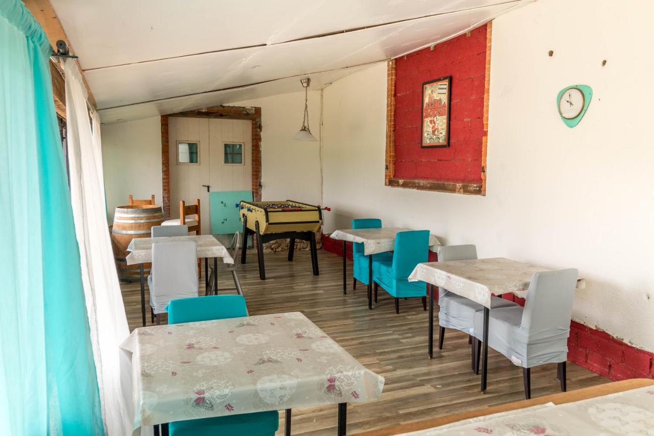 Chambres D'Hotes La Vigneronne Senouillac Exterior foto