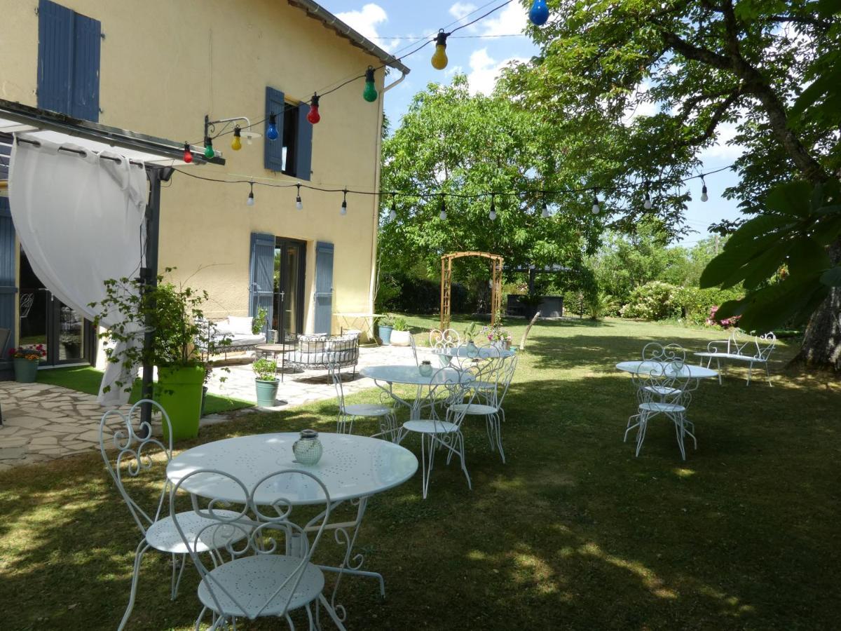 Chambres D'Hotes La Vigneronne Senouillac Exterior foto